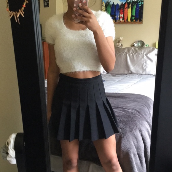 Crop top - Picture 2 of 3